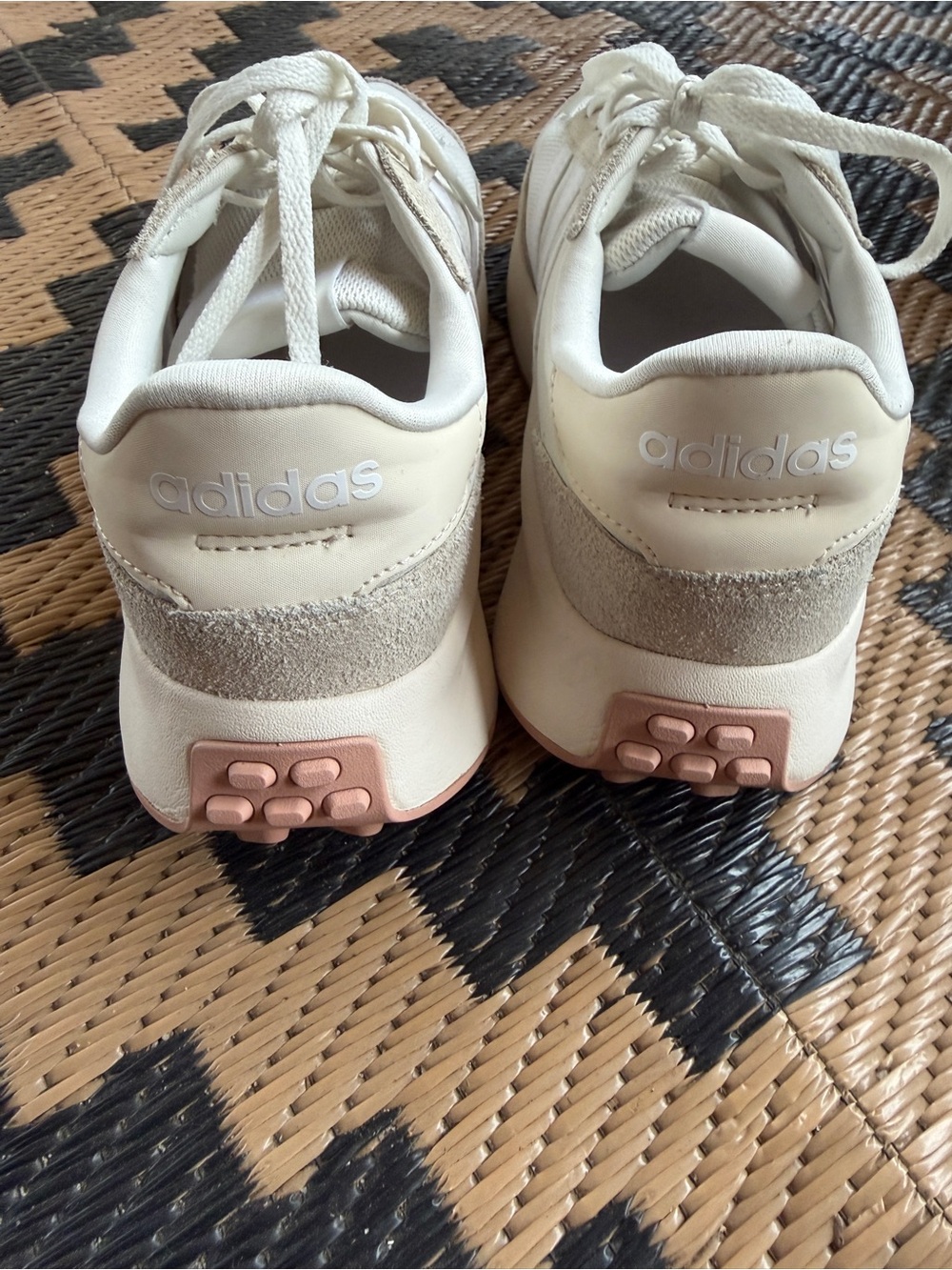 Adidas Women's 70s Running Shoes - Picture 12 of 12